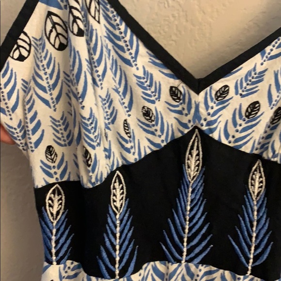 Magic dress size small. Like new condition. - Picture 2 of 5